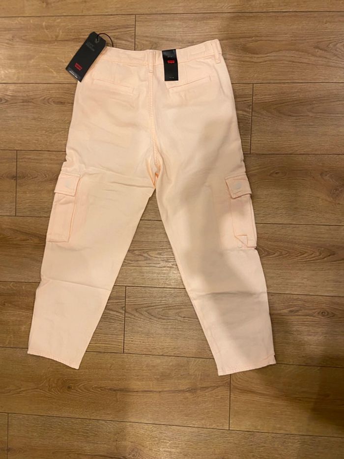 Jeans loose cargo levi’s femme neuf, 3/4 taille 26/26 neuf - photo numéro 2