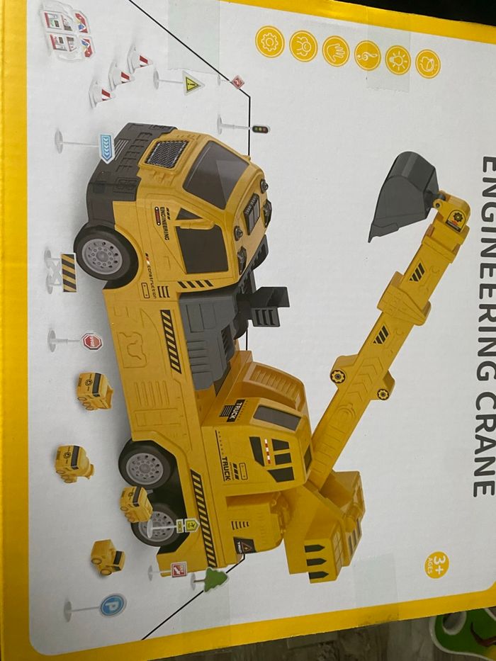 Camion grue  friction. Avéc bruitage - photo numéro 2