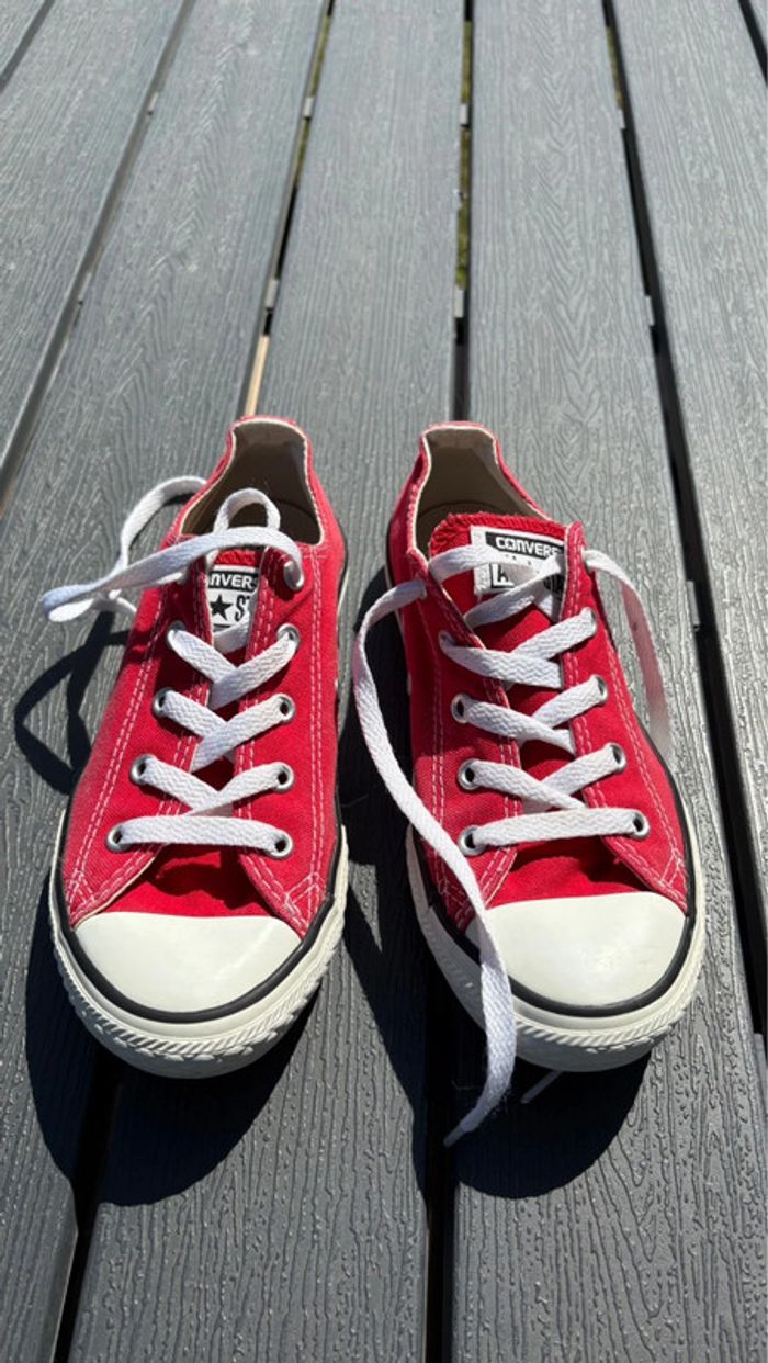 Baskets basses Converse rouge taille 34 - photo numéro 2