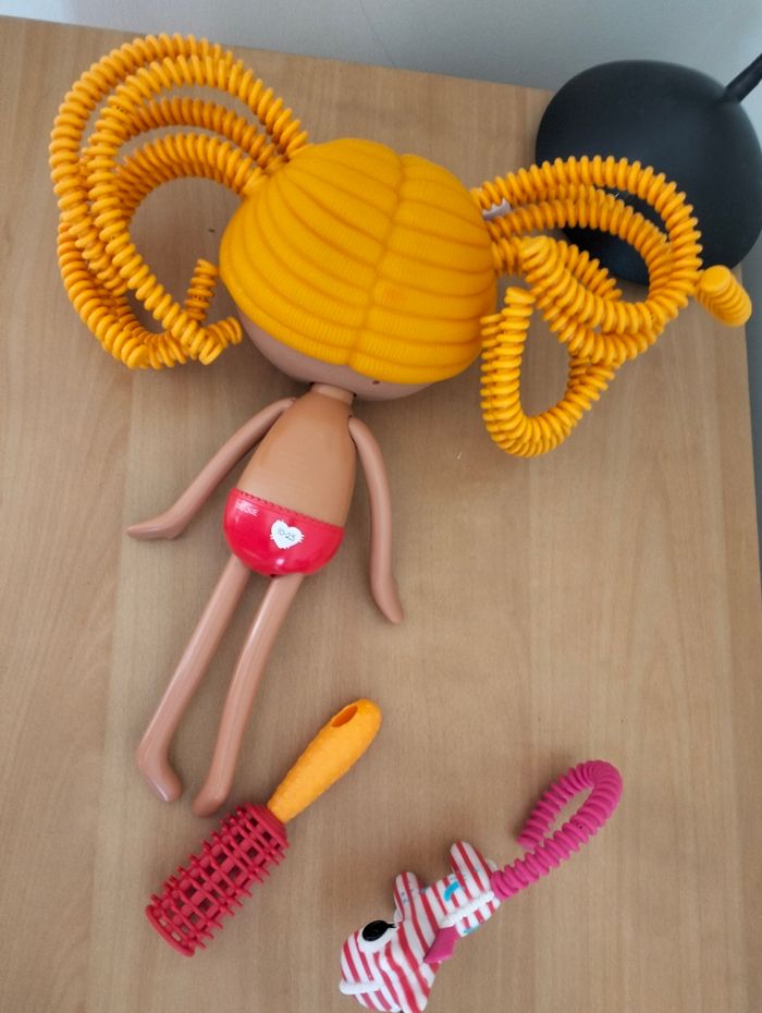 Doll lalaloopsy spot splatte splash - photo numéro 2