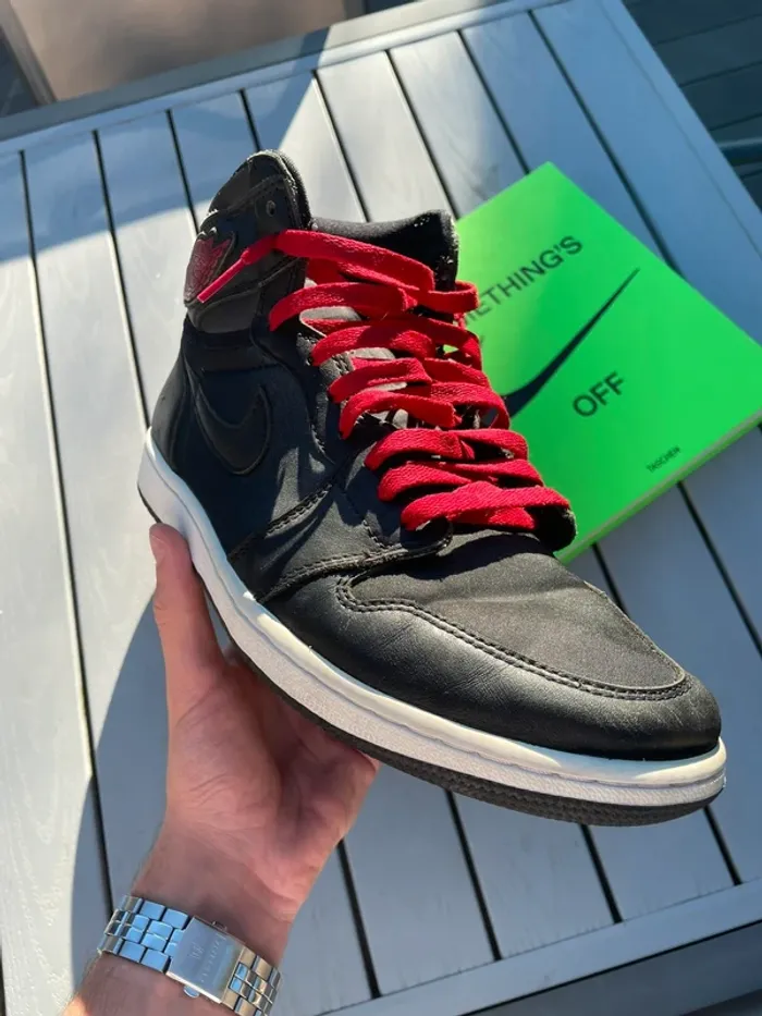 Nike Air Jordan 1 High Black Satin OG 🖤 - photo numéro 2