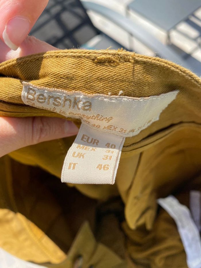 Jean moutarde Bershka 40 homme - photo numéro 4