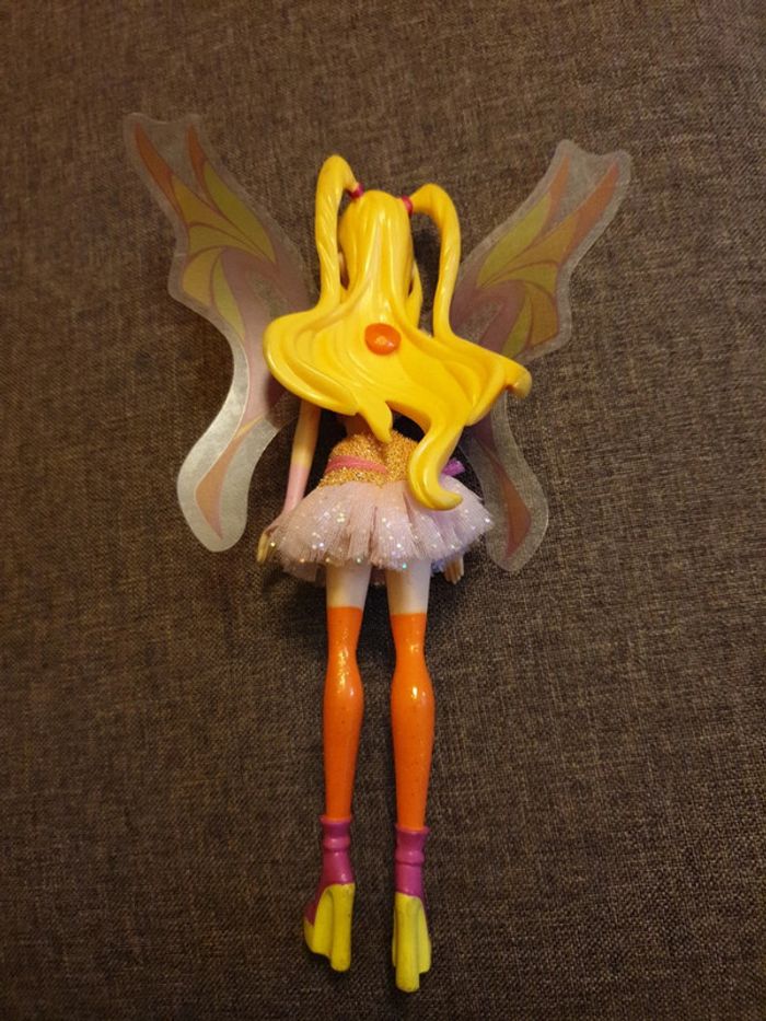 Poupée winx - photo numéro 2
