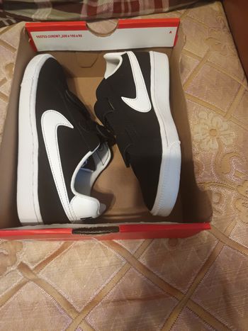 Basket Nike mixte neuf