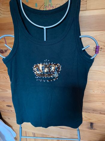 top imprimée sequins