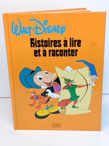Livre vintage Walt Disney Jouons à apprendre Histoire à lire et à raconter 
41 pages Avec questionnaire a la fin du livre