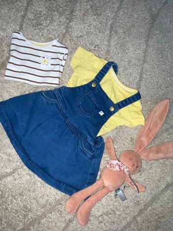 Robe et t-shirt 6 mois