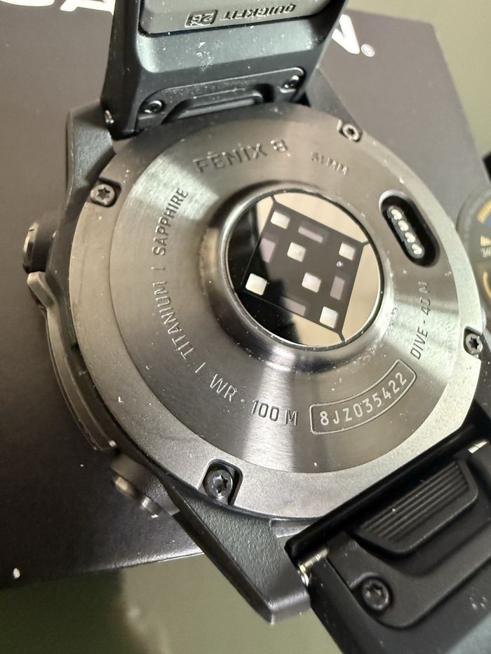 garmin fenix 8 51mm Amoled , Saphire - photo numéro 4