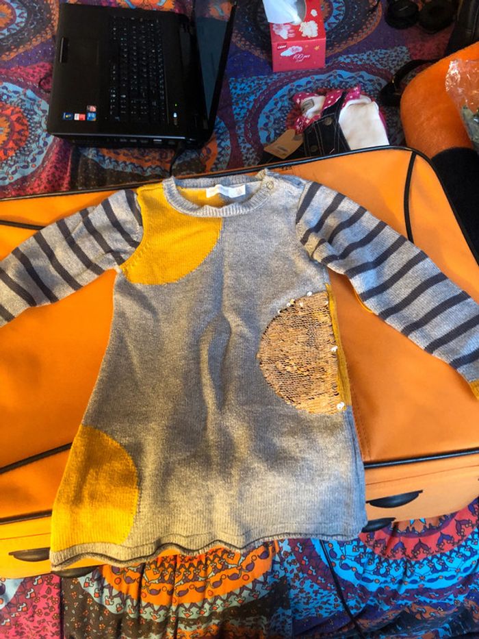 Robe épaisse taille 3 ans orchestra