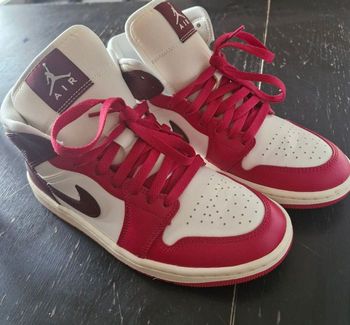 Air Jordan mid 1 rouge hibiscus 🌺 