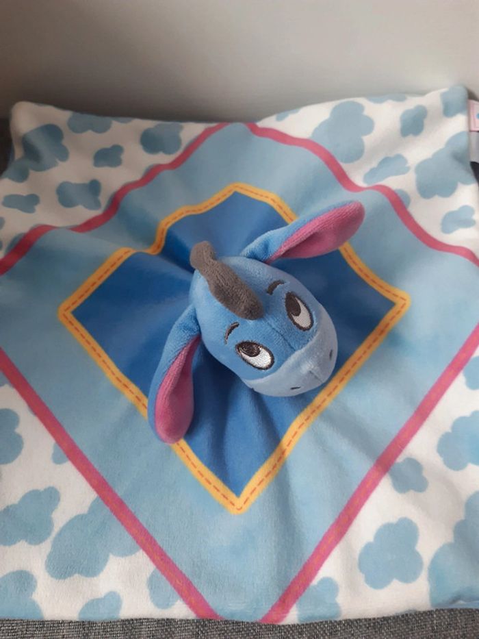 Peluche / doudou Disney plat Bourriquet nuages - photo numéro 2