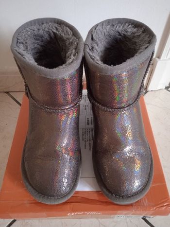 Paire de bottines fourrées - 34