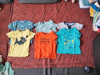 T-shirt été lot de 6 en 12/24 mois