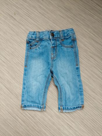 Jean garçon taille 3 mois
