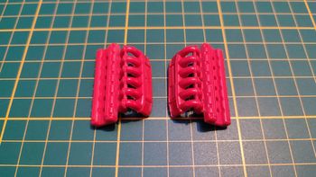 Lot x2 partie moteur pièce miniature Bburago burago Ferrari Testarossa 1984 1/18 1/18e 1/18ème #C42