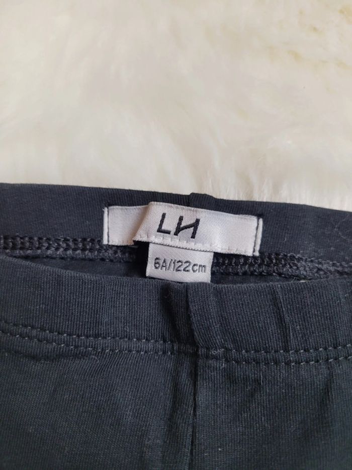 Legging noir et dentelle - photo numéro 3