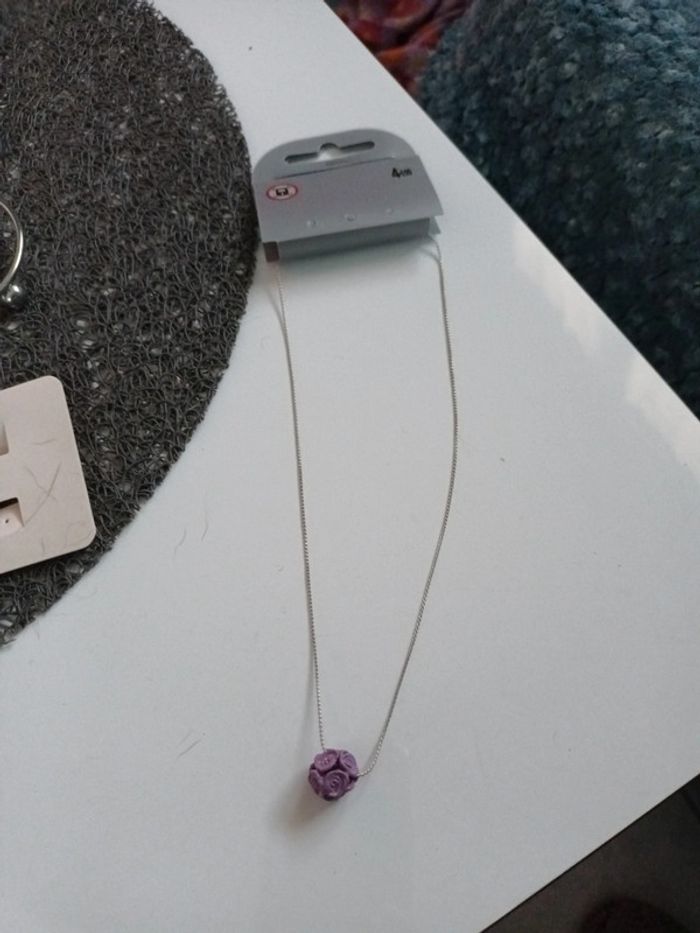 Collier fantaisie rose violet