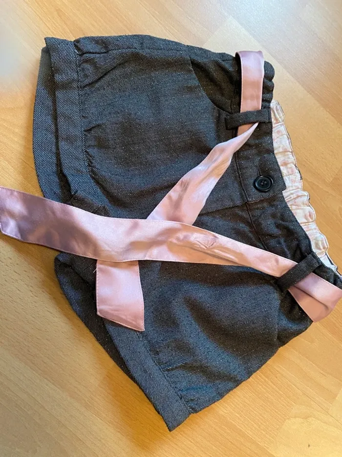 Short H&M Taille 116 - 5-6 ans