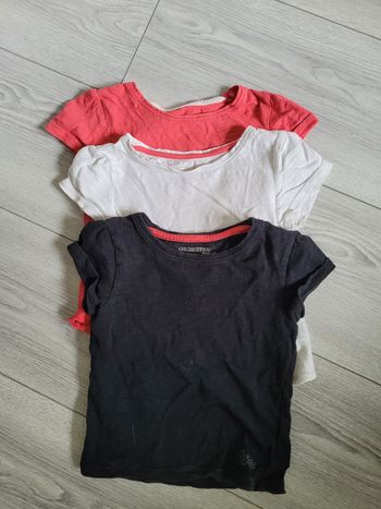 Lot de 3 tee-shirts taille 3 ans