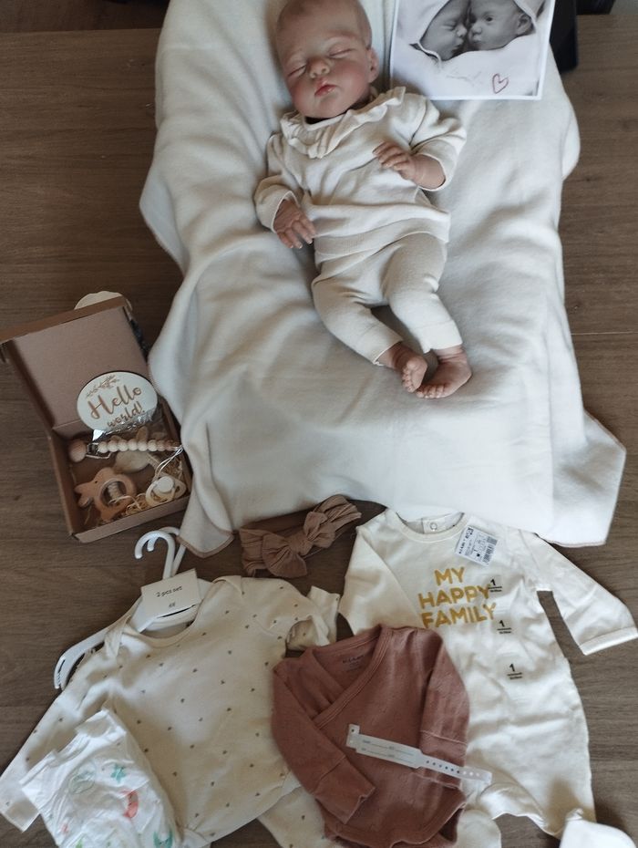 Bébé reborn - photo numéro 4