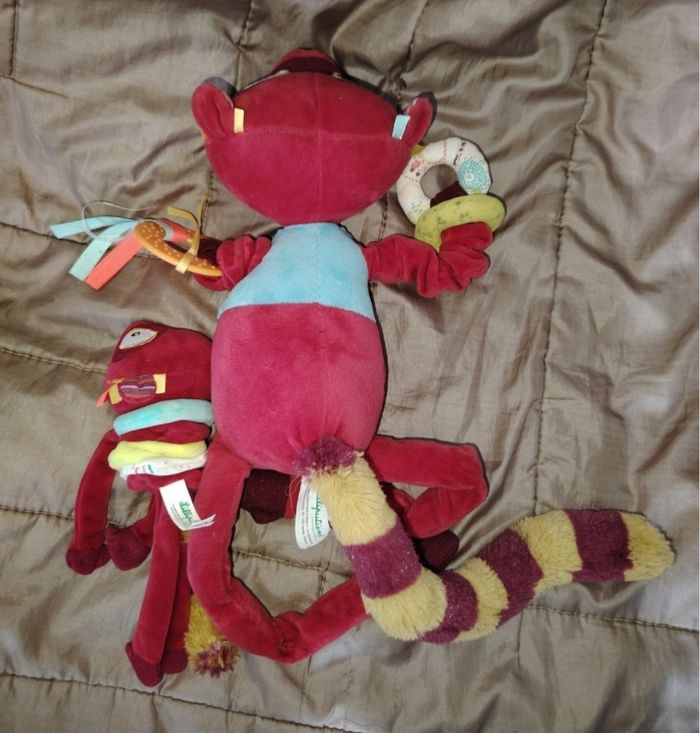 Lot 2 peluches activité raton laveur lilliputiens - photo numéro 4