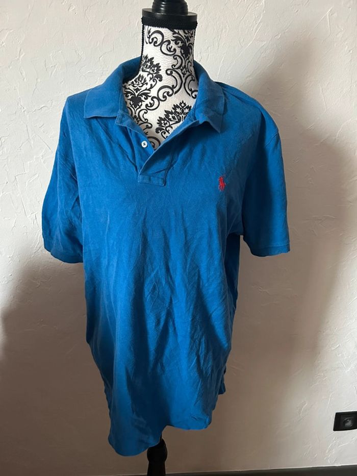 Très beau polo bleu marine 🥰 taille XL ralph lauren