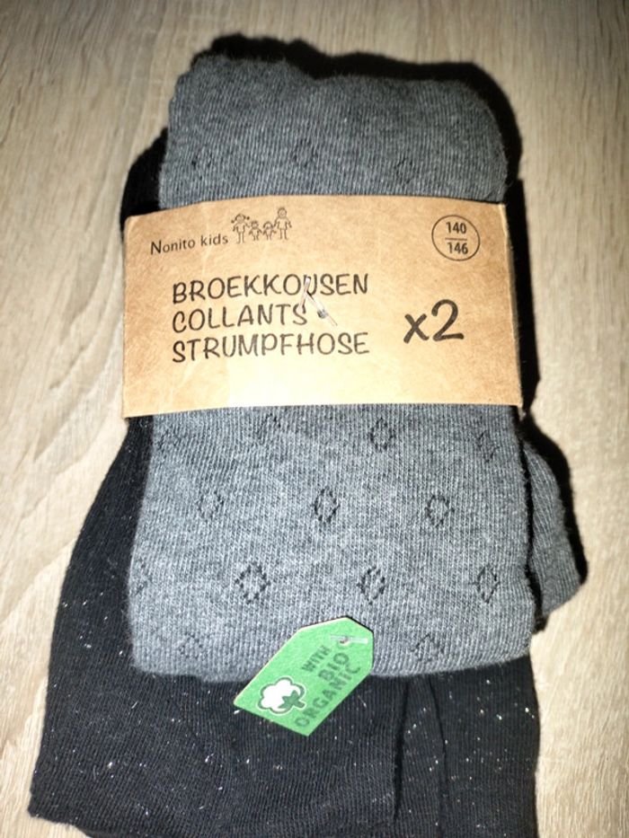Lot 2 bas collants neufs - photo numéro 2