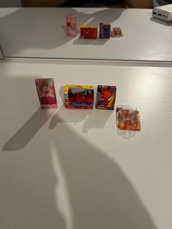 4 minis figurines Disney