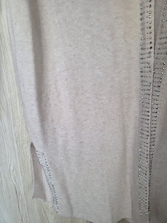 GILET FEMME BEIGE AVEC CEINTURE STRASS TAILLE UNIQUE D'UN 34/40 MARQUE MOOCCI - photo numéro 9