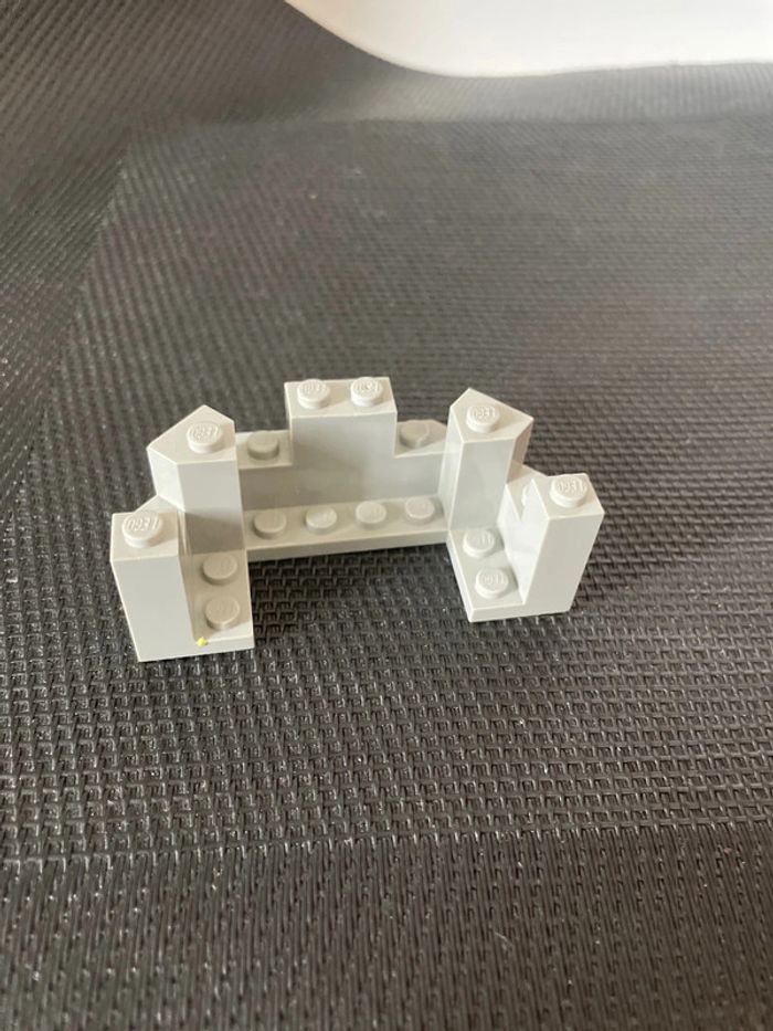 Lego Castle créneaux remparts gris clair 4x8x2 1/3 lego officiel - photo numéro 3