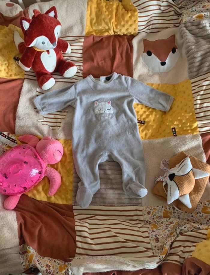 Pyjama 3 mois - photo numéro 2
