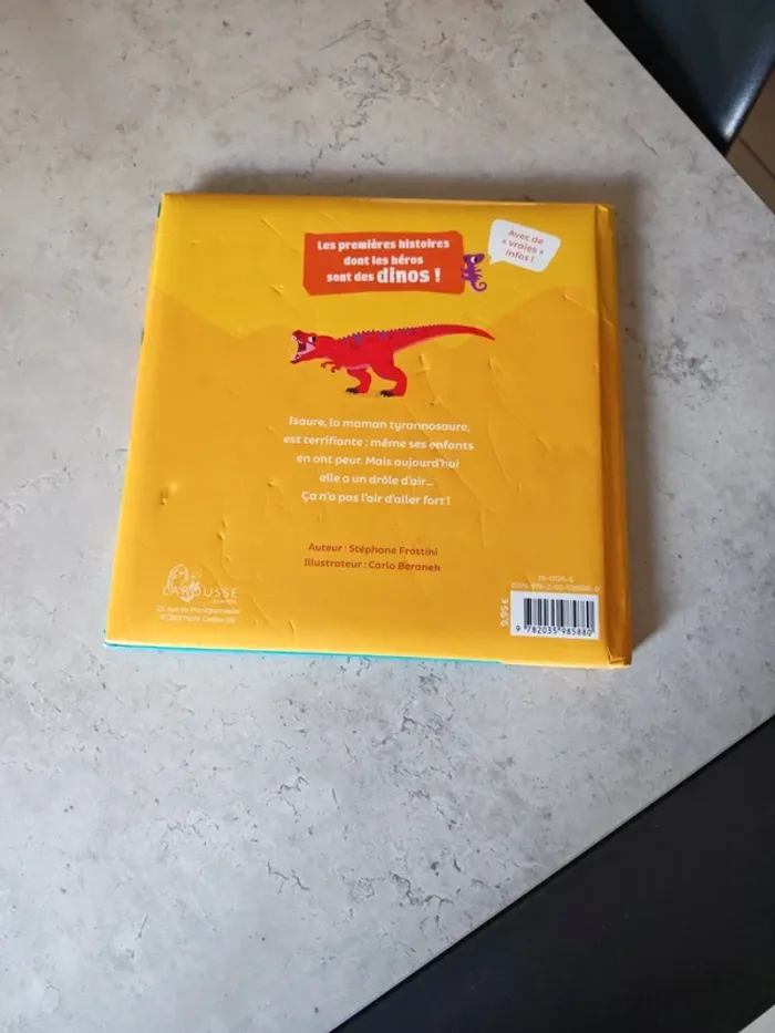 Livre Tyrannosaure montre les cros - photo numéro 3