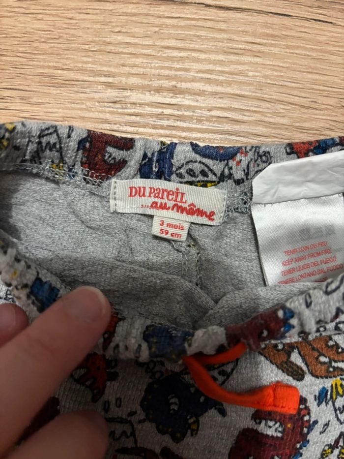 Ensemble T-shirt manches longues et pantalon dinosaures 3 mois - photo numéro 4