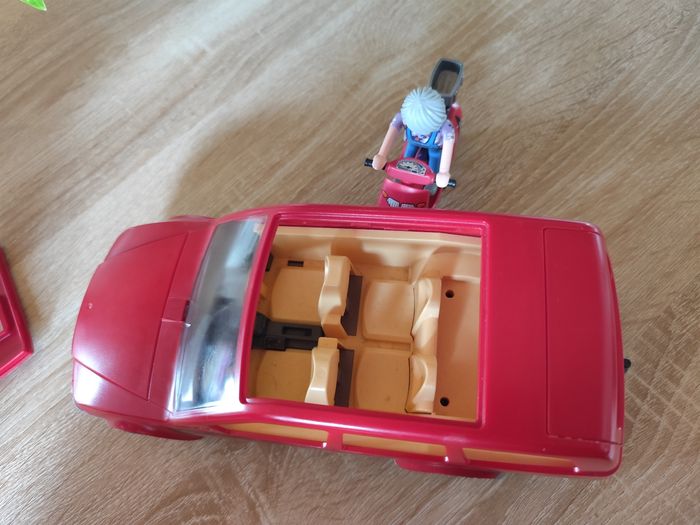 Voiture et scooter playmobil - photo numéro 4