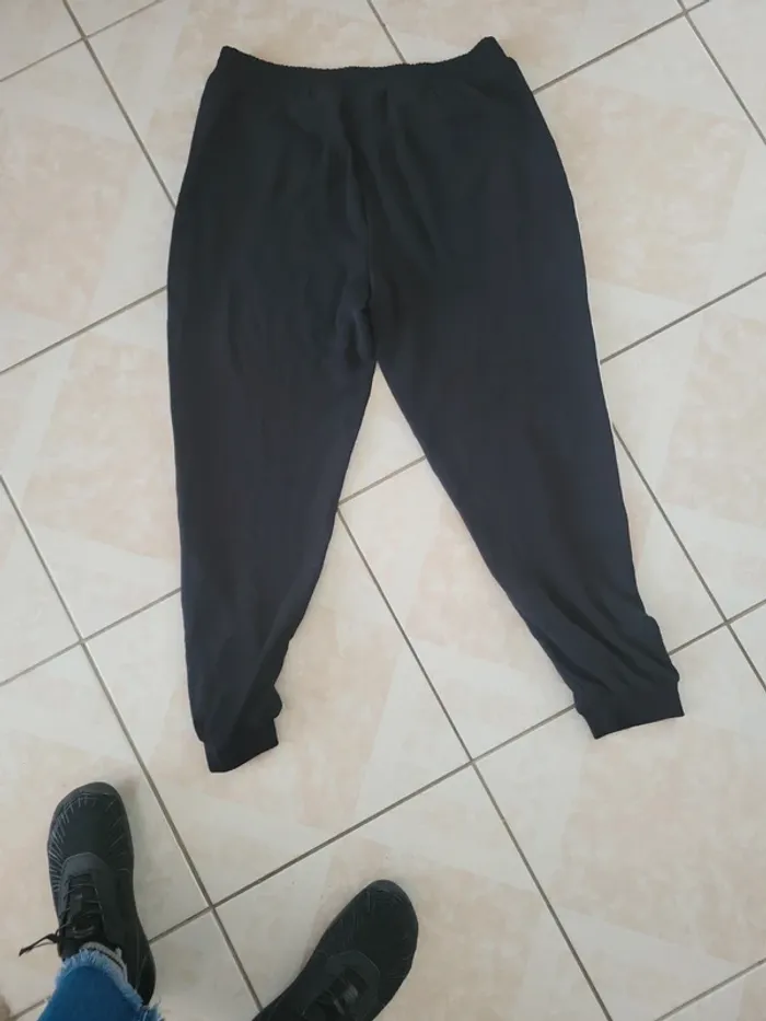 Joli pantalon fluide taille 42 - photo numéro 4