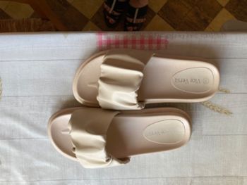 Jolie claquette 🩴 taille 38