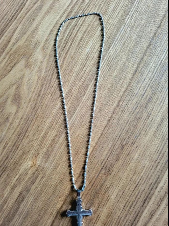 Collier croix jésus gothique noire avec strass brillants – chaîne acier – bijou rock punk unisexe - photo numéro 8