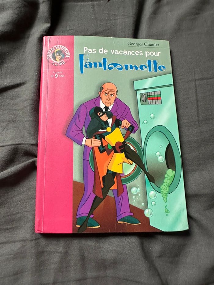 livre : pas de vacances pour fantomette