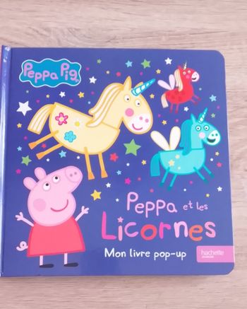Livre Peppa pig et les licornes