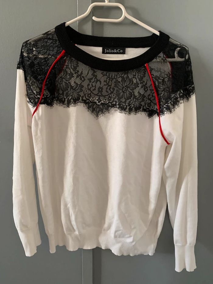 Pull dentelle