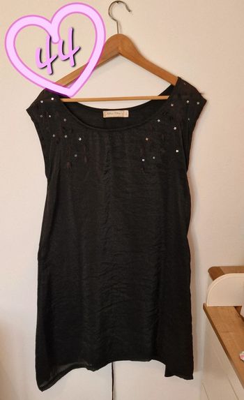 Robe noire avec strass taille L