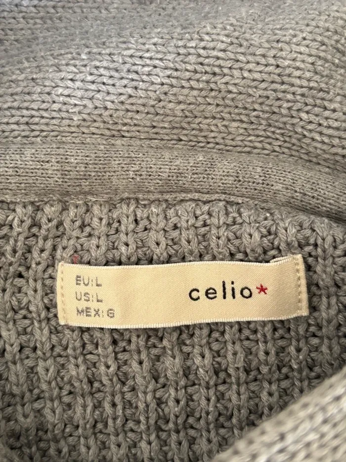 Pull Celio taille L - photo numéro 2
