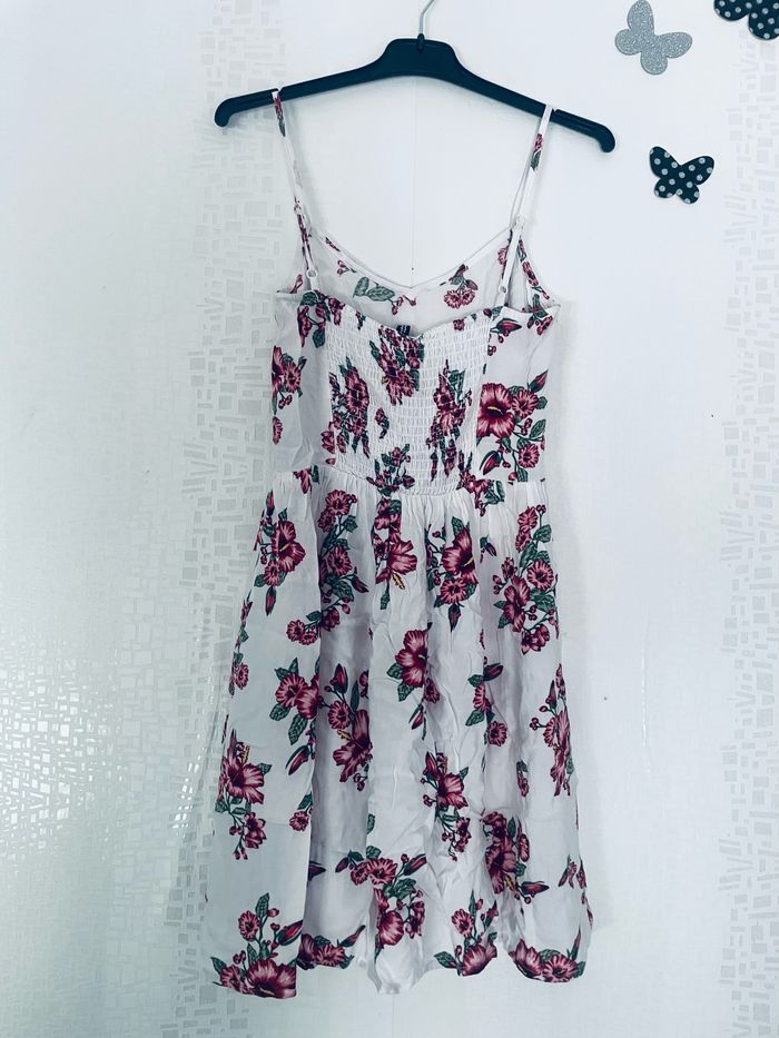 Robe été H&M taille 14 ans excellent état - photo numéro 5