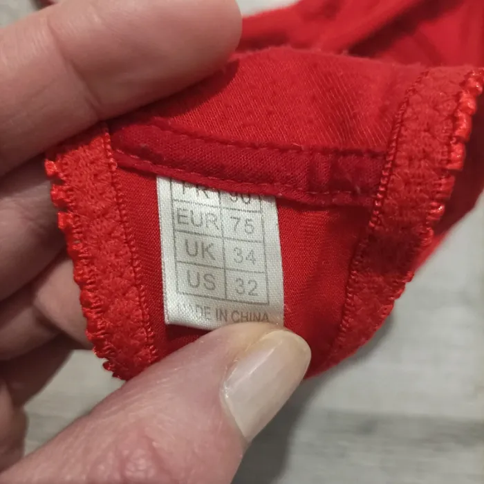 Soutien gorge 90 B - photo numéro 11