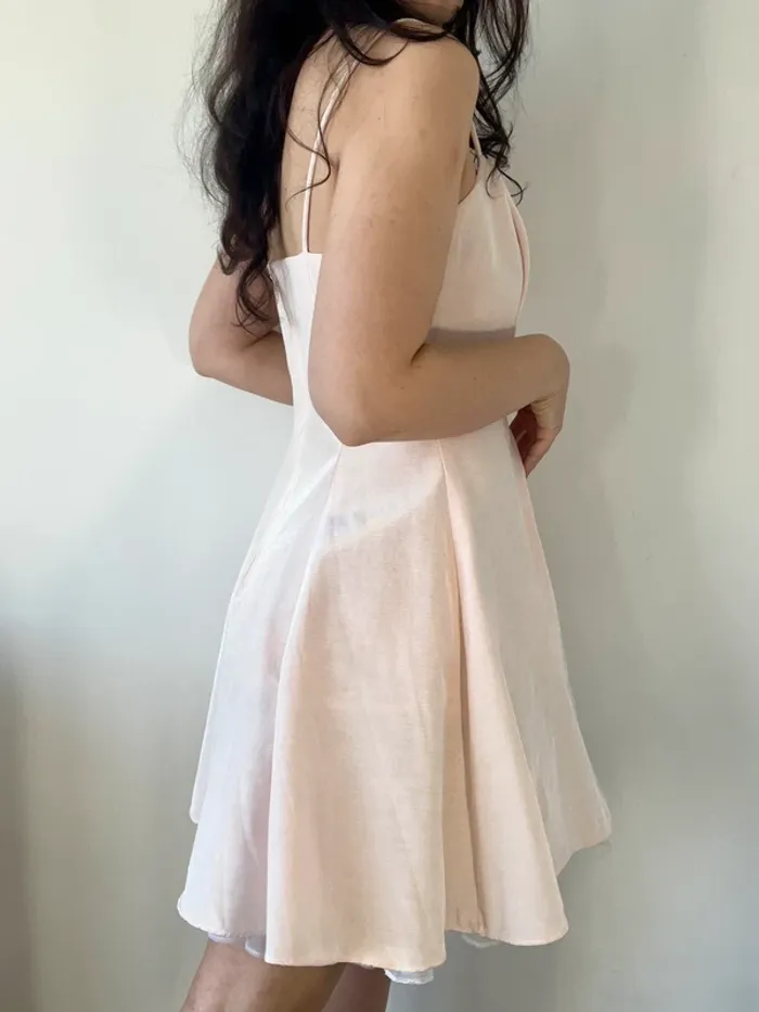 Robe vintage origine USA tailles S rose pale doublée de tulle blanc 🌸 - photo numéro 3