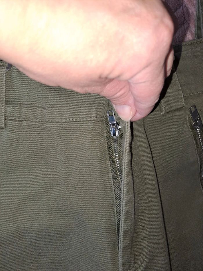 Pantalon femme 36 vert chinois baggy à bretelles neuf jamais porté Jennyfer - photo numéro 3