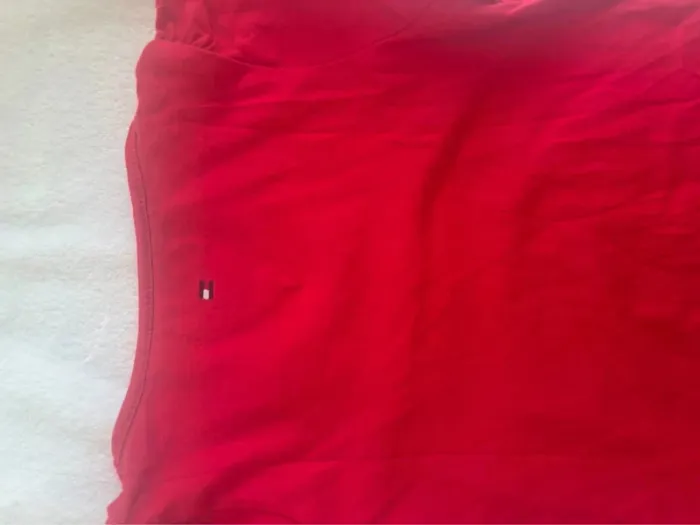 Tunique haut tommy Hilfiger taille 4 ans état neuf - photo numéro 4