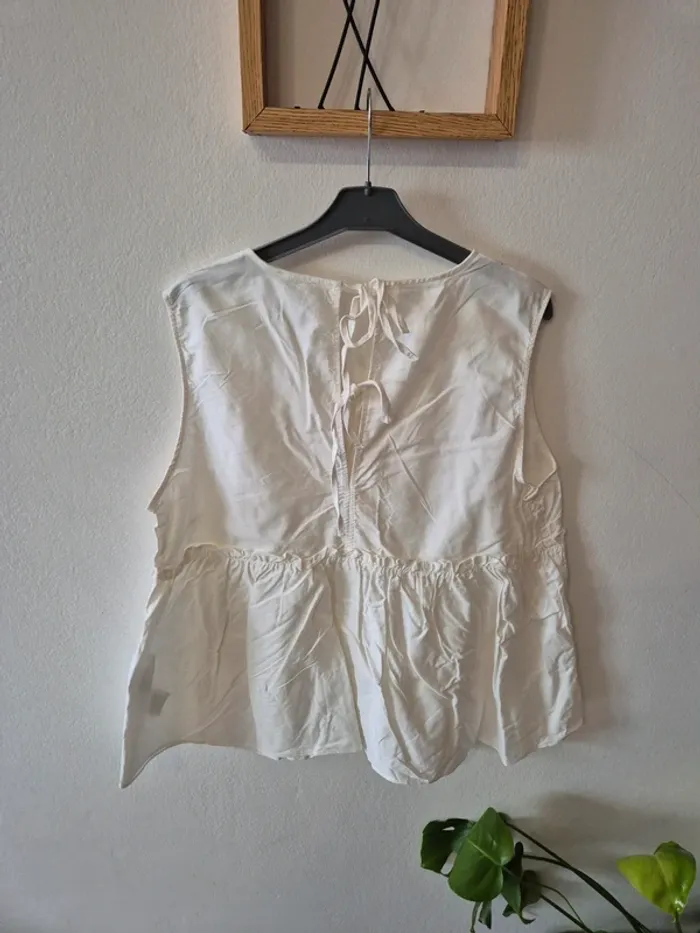Blouse sans manches - photo numéro 2
