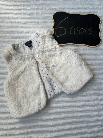 Gilet sans manches moumoute Kiabi 6 mois