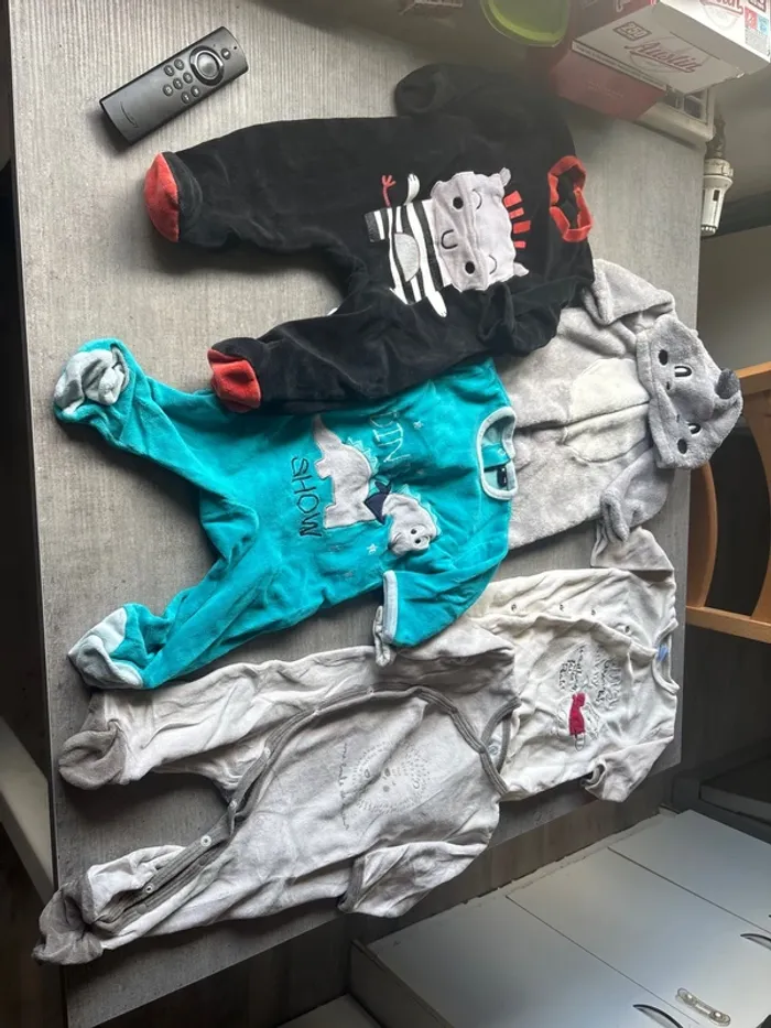 Lot pyjama 6 mois